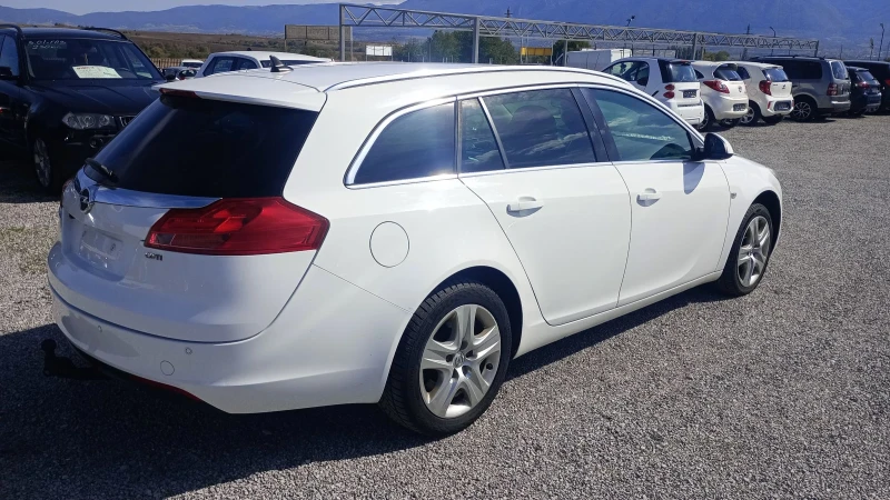 Opel Insignia 2.0CDTI, снимка 7 - Автомобили и джипове - 47450021