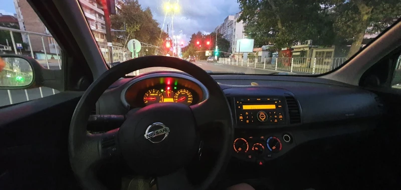 Nissan Micra, снимка 4 - Автомобили и джипове - 48390311