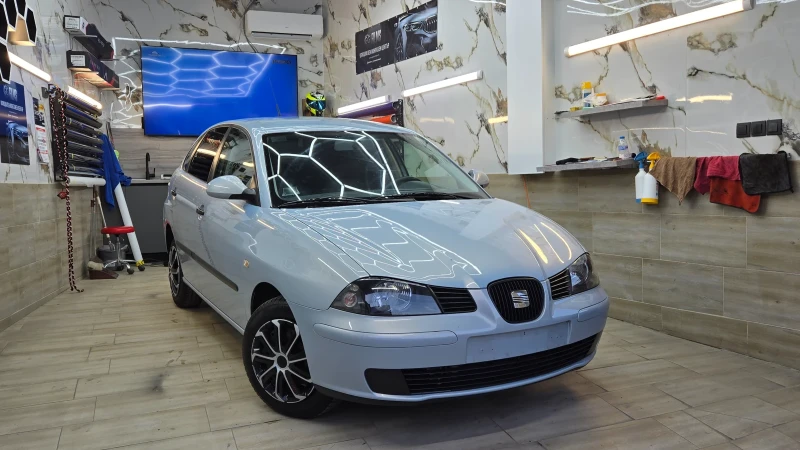 Seat Ibiza 1.2i/Много запазен!, снимка 1 - Автомобили и джипове - 48737184