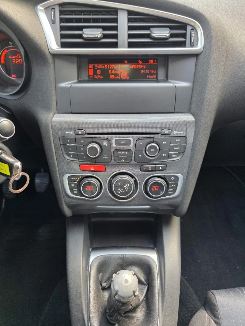 Citroen C4 1.6 HDI, снимка 15 - Автомобили и джипове - 50518838