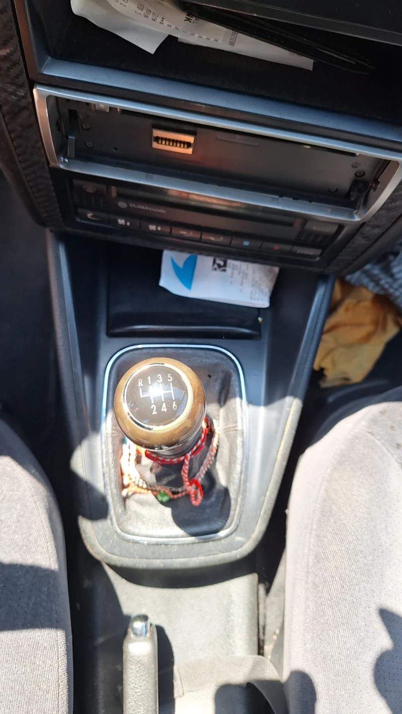 VW Golf МК4, снимка 7 - Автомобили и джипове - 52528633