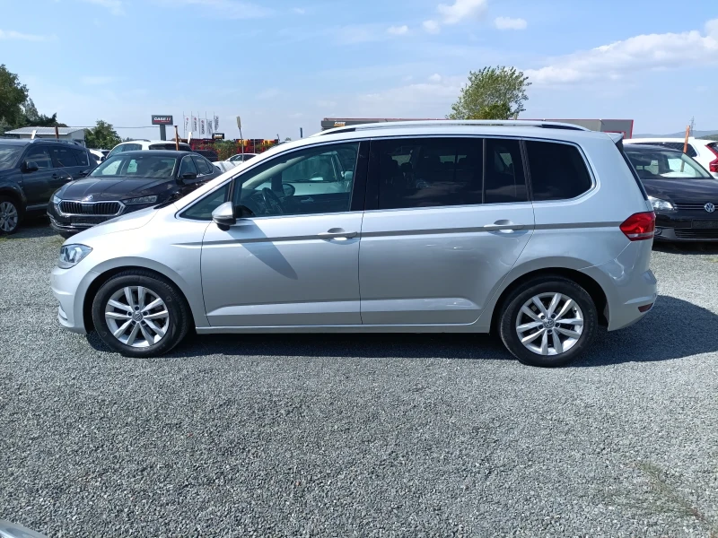 VW Touran 2.0 150 автомат алкантара нави, снимка 8 - Автомобили и джипове - 51514763