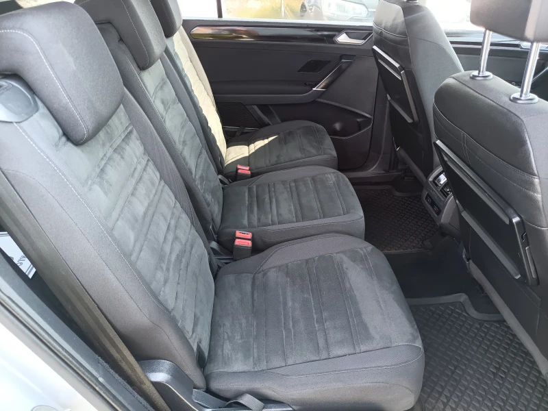VW Touran 2.0 150 автомат алкантара нави, снимка 10 - Автомобили и джипове - 51514763