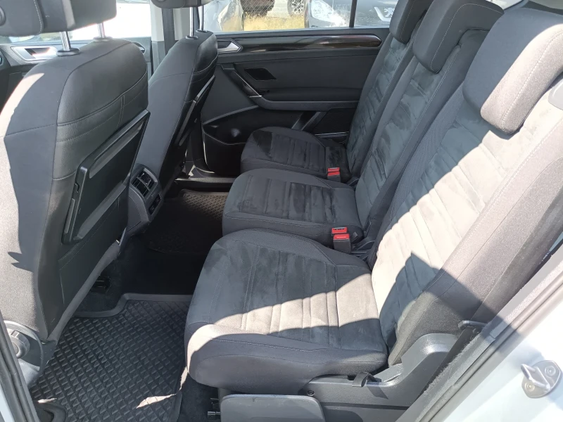 VW Touran 2.0 150 автомат алкантара нави, снимка 14 - Автомобили и джипове - 51514763