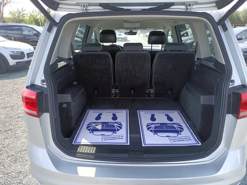 VW Touran 2.0 150 автомат алкантара нави, снимка 9 - Автомобили и джипове - 51514763
