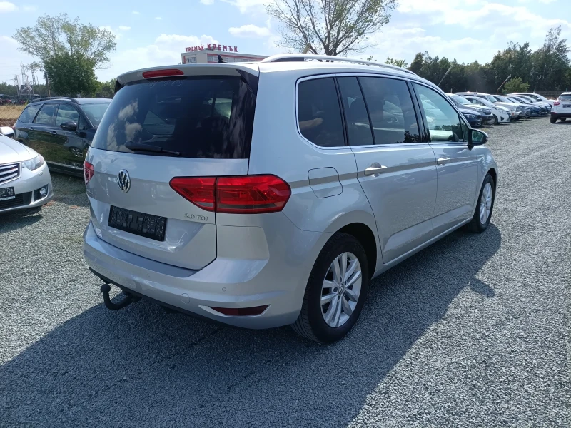 VW Touran 2.0 150 автомат алкантара нави, снимка 5 - Автомобили и джипове - 51514763