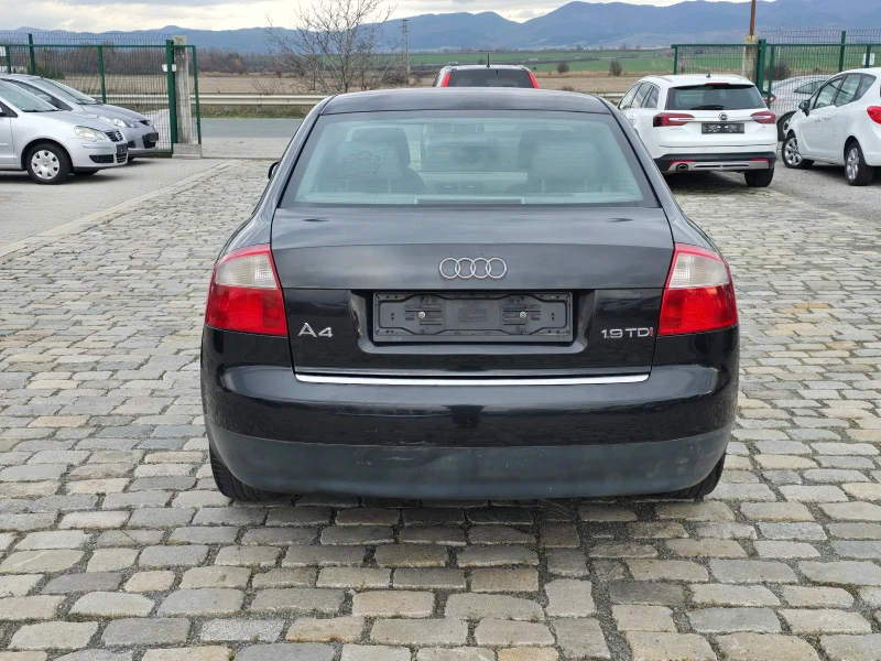 Audi A4 1.9TDI 131 кс СЕДАН , снимка 7 - Автомобили и джипове - 52556660