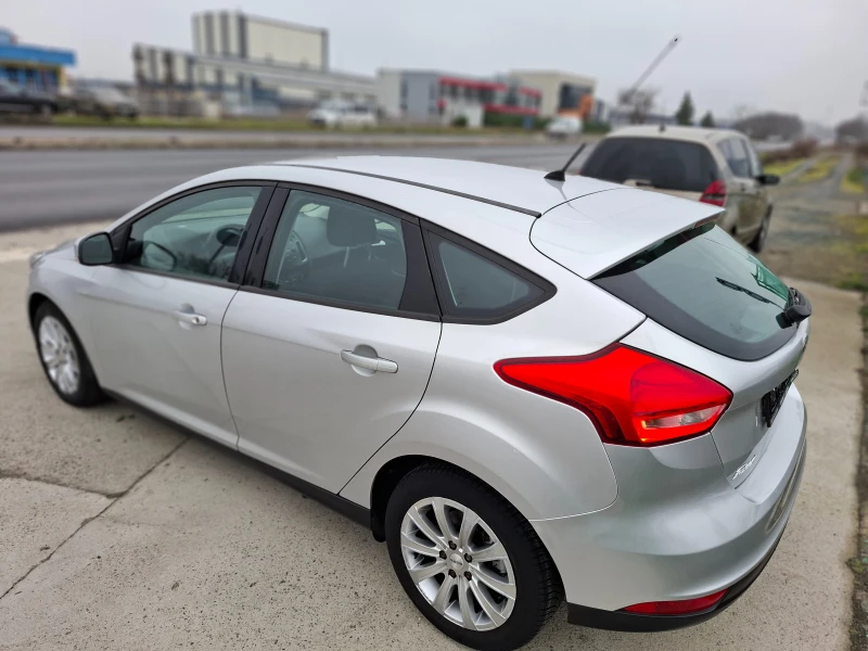 Ford Focus 1, 6i газ Италия, снимка 4 - Автомобили и джипове - 53124505