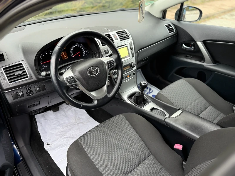 Toyota Avensis 1.8i-147К.С ФЕЙСЛИФТ НАВИ КАМЕРА ОТЛИЧНО СЪСТОЯНИЕ, снимка 6 - Автомобили и джипове - 53202559