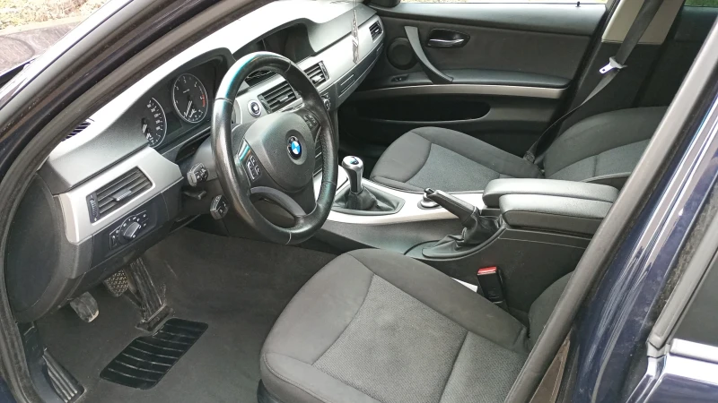 BMW 320, снимка 6 - Автомобили и джипове - 53224154