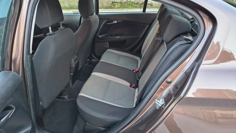 Fiat Tipo LOUNGE 1.6 MULTIJET/СОБСТВЕН ЛИЗИНГ, снимка 13 - Автомобили и джипове - 53581026