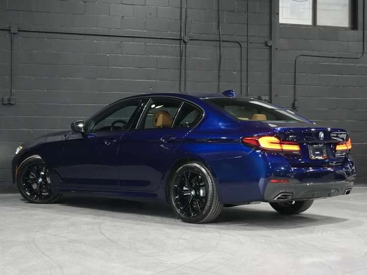 BMW 530 530i xDrive/M SPORT/HUD/HARMAN K/INTELIGENT SAFETY | Mobile.bg � ����������� 4