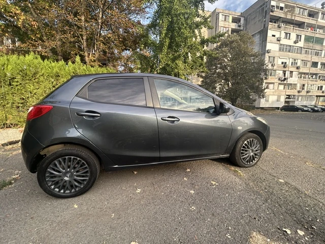 Mazda 2 Mazda 2 II (DE) 1.3i (75 Hp) | Mobile.bg � ����������� 4