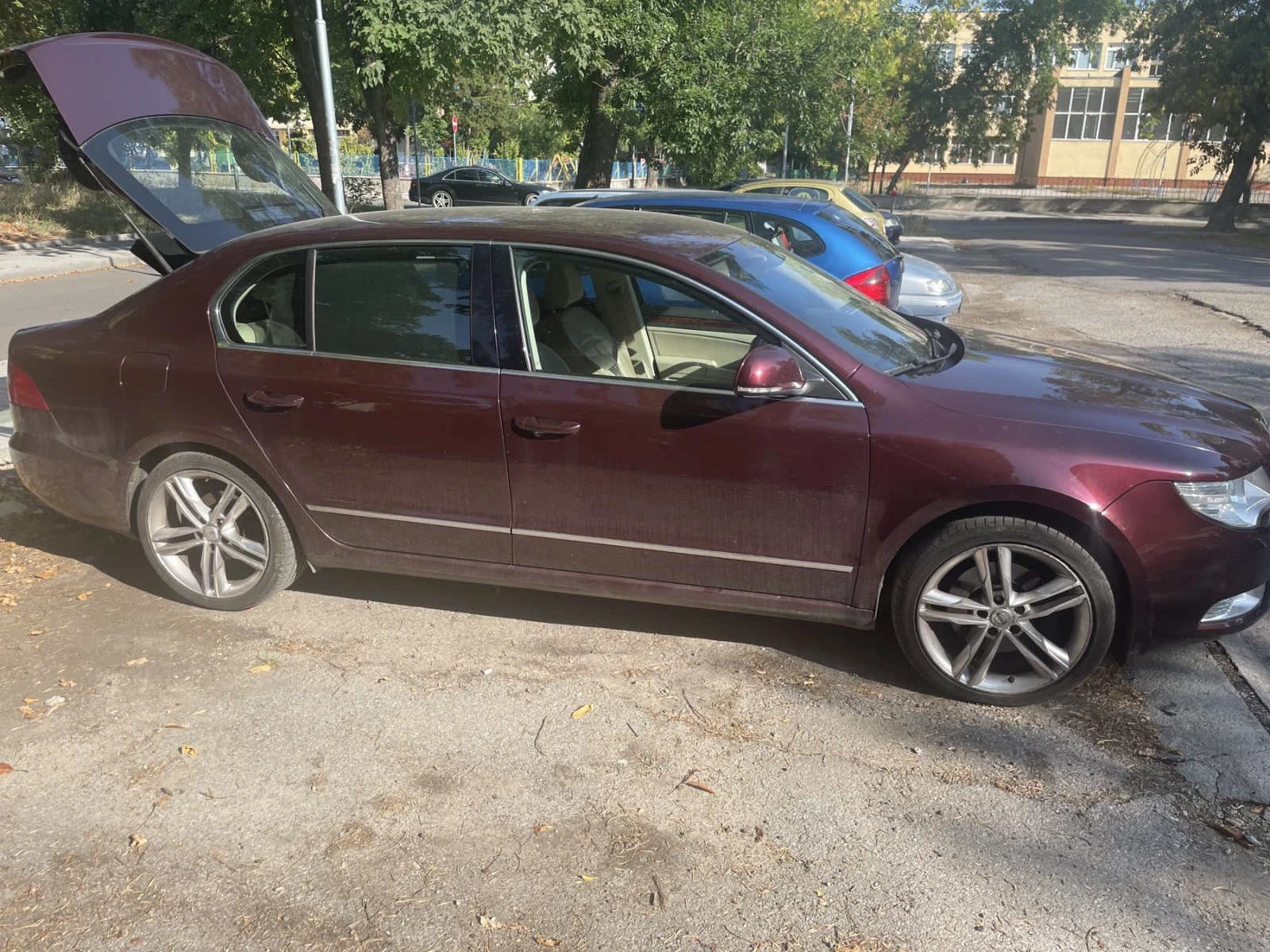 Skoda Superb  - изображение 6