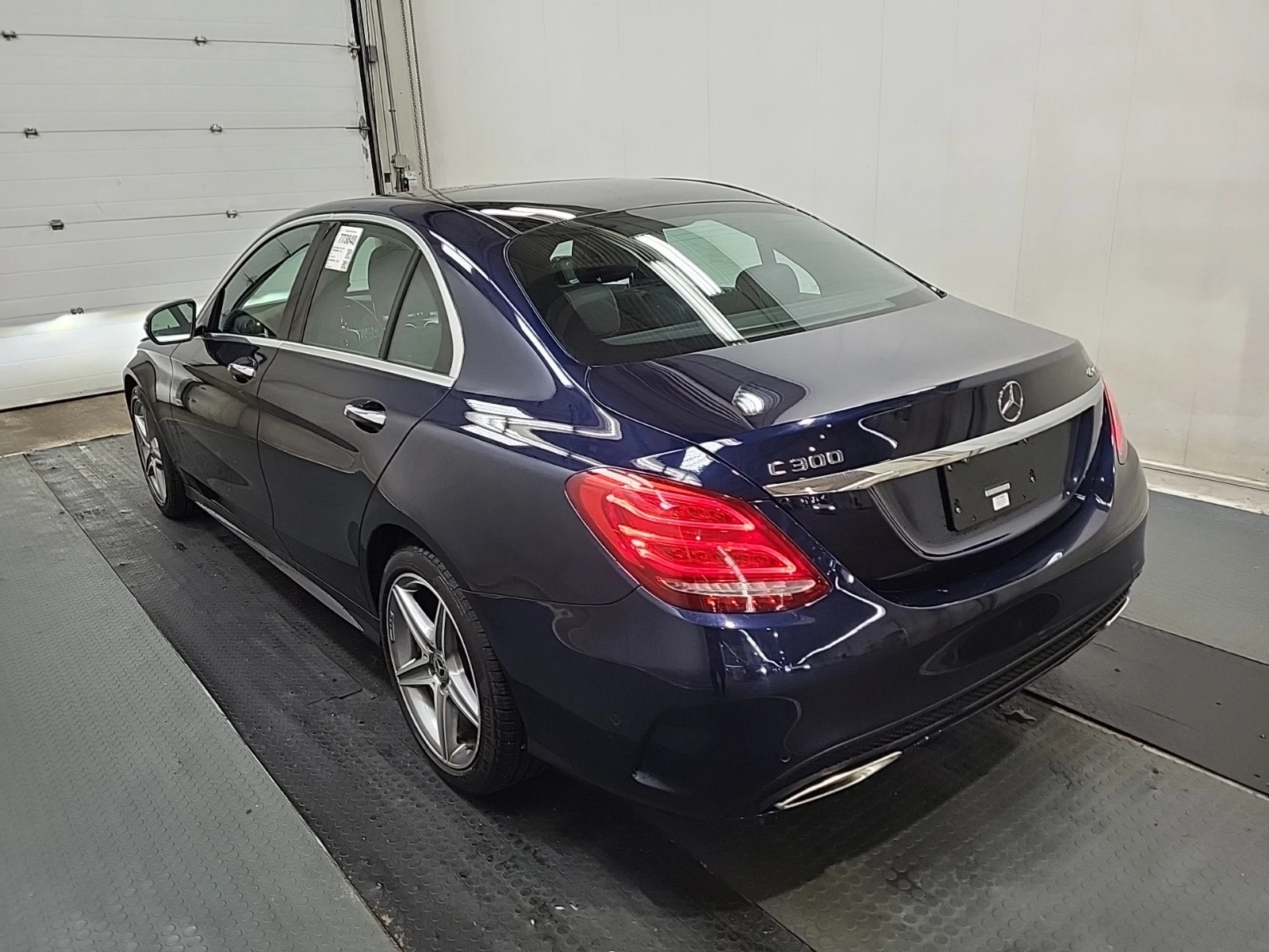 Mercedes-Benz C 300 АМГ ПАКЕТ* АМБИЕНТ* ПАНОРАМА*  - изображение 4