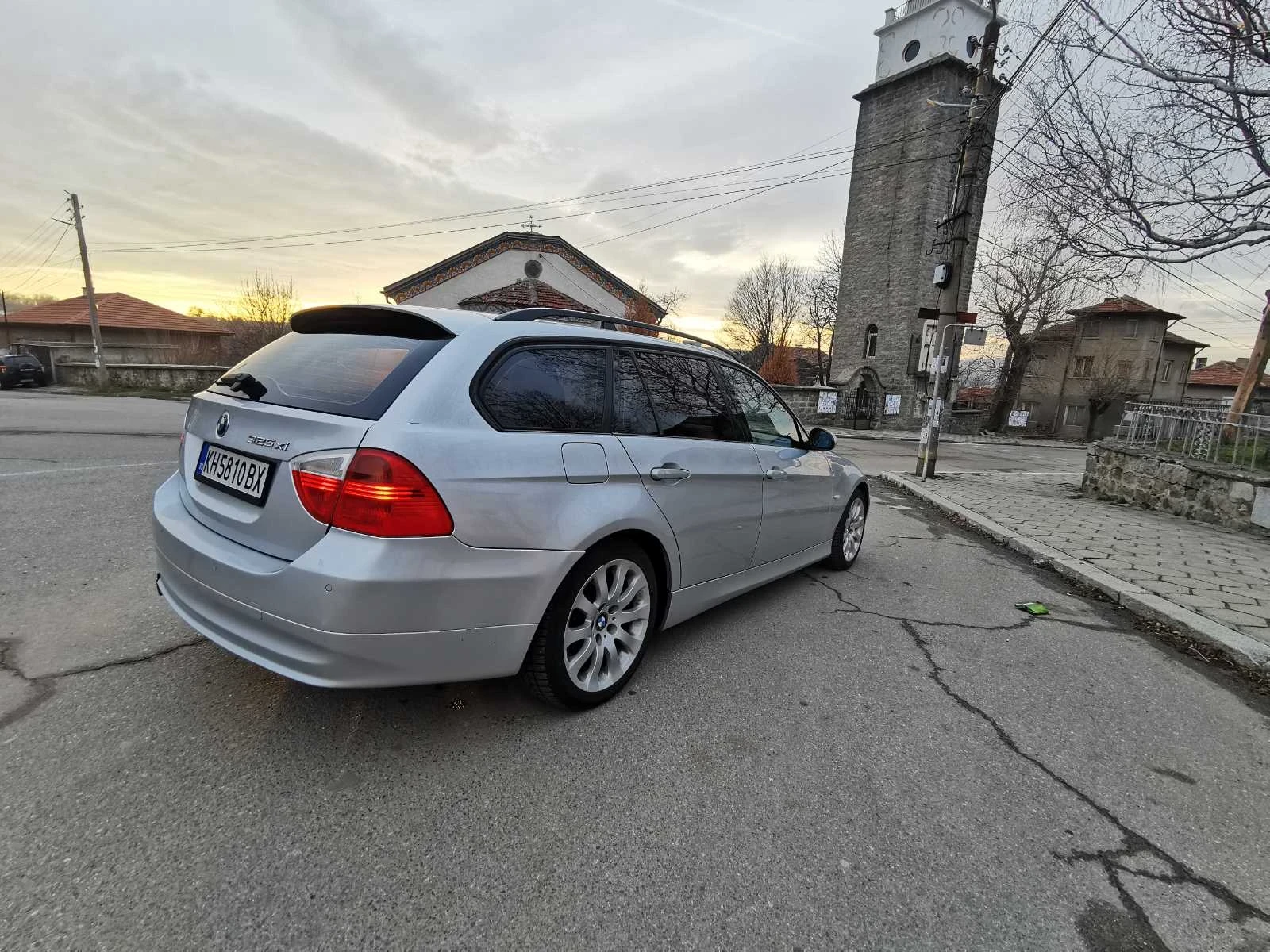 BMW 325 Xi ОБСЛУЖЕНА - изображение 5