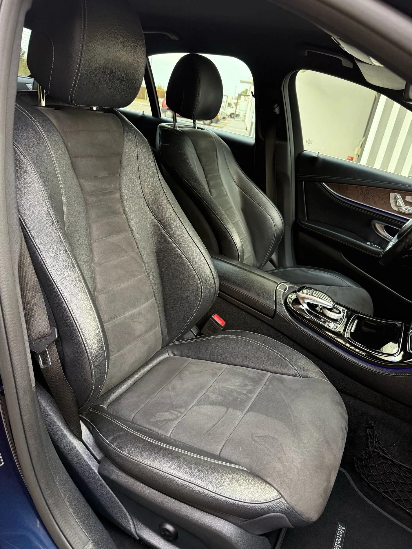 Mercedes-Benz E 350 AMG PREMIUM - изображение 9
