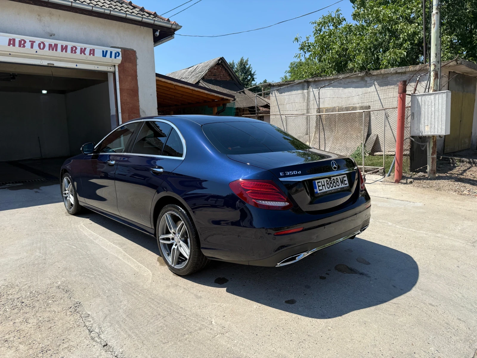 Mercedes-Benz E 350 AMG PREMIUM - изображение 4