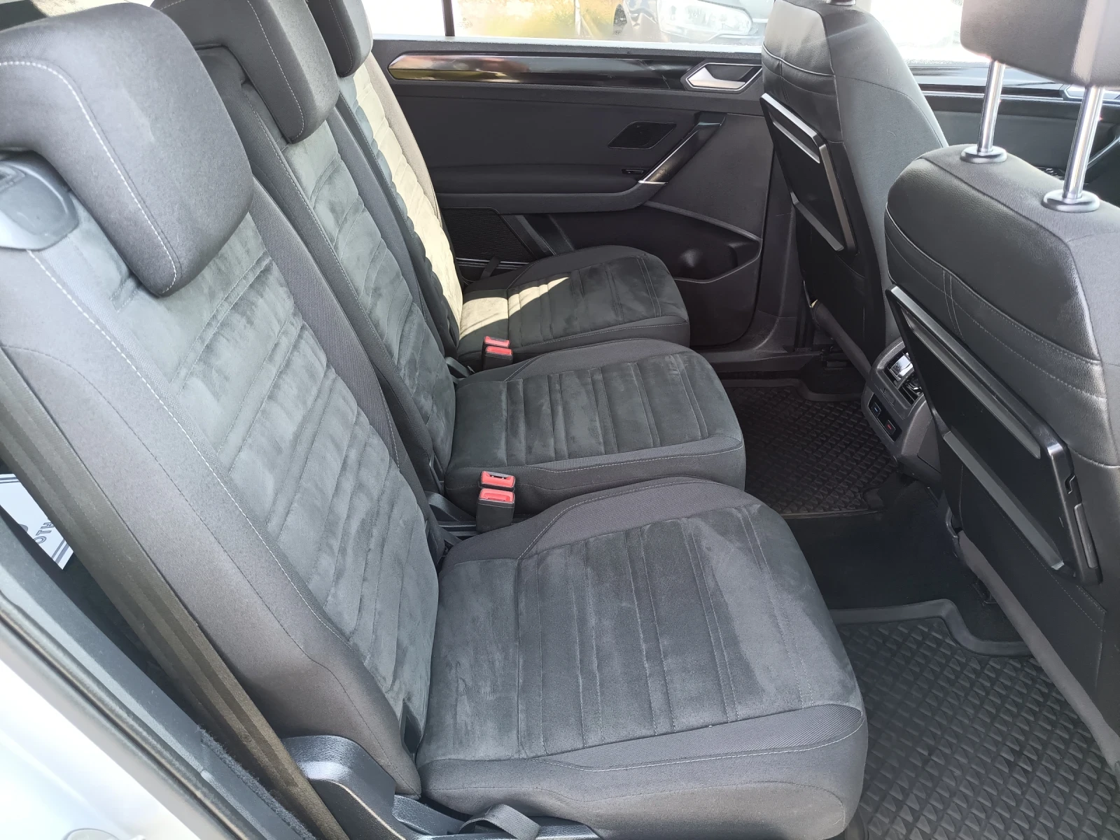 VW Touran 2.0 150 автомат алкантара нави - изображение 10