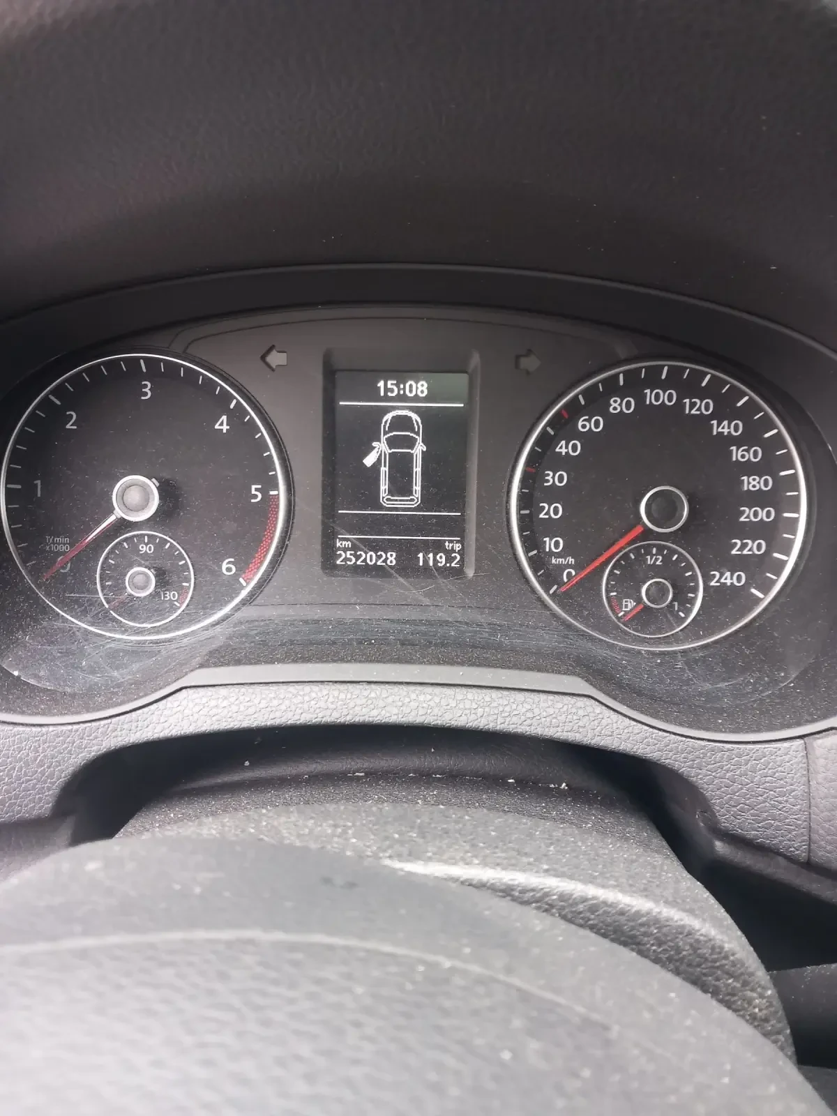 VW Sharan 2.0 - изображение 8