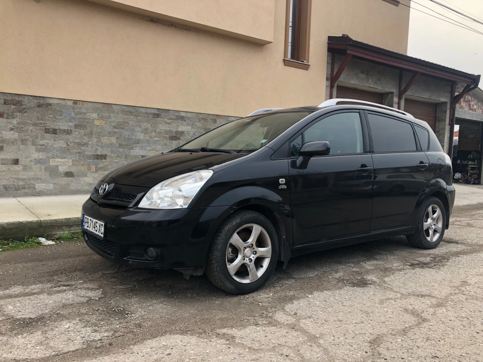 Toyota Corolla verso 2.0 diezel  - изображение 2