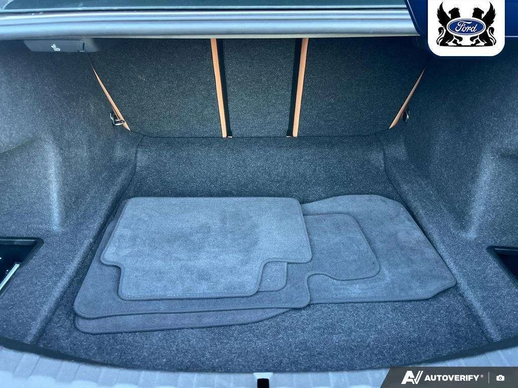 BMW 330 * xDrive * CARFAX * ���� �� �� | Mobile.bg � ����������� 16