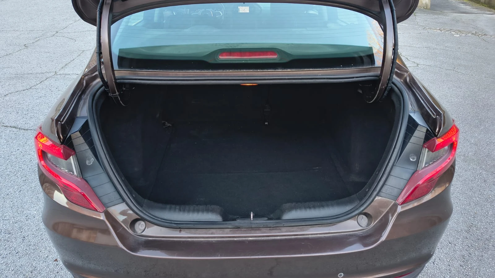 Fiat Tipo LOUNGE 1.6 MULTIJET/�������� ������ | Mobile.bg � ����������� 8