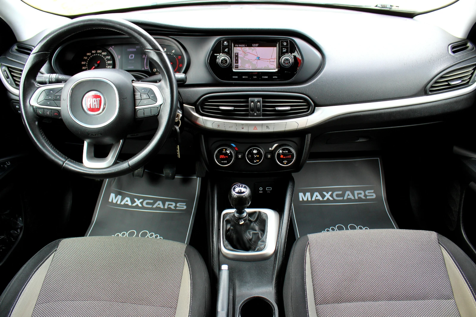 Fiat Tipo LOUNGE 1.6 MULTIJET/СОБСТВЕН ЛИЗИНГ, снимка 12 - Автомобили и джипове - 53581026