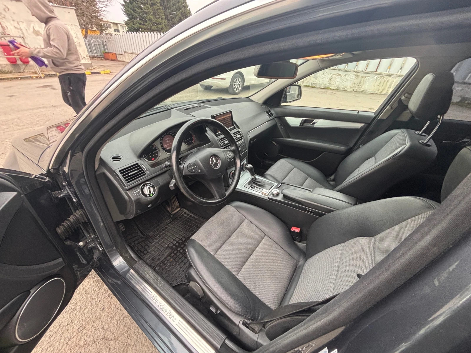 Mercedes-Benz C 220 2.2 646, снимка 10 - Автомобили и джипове - 54095642