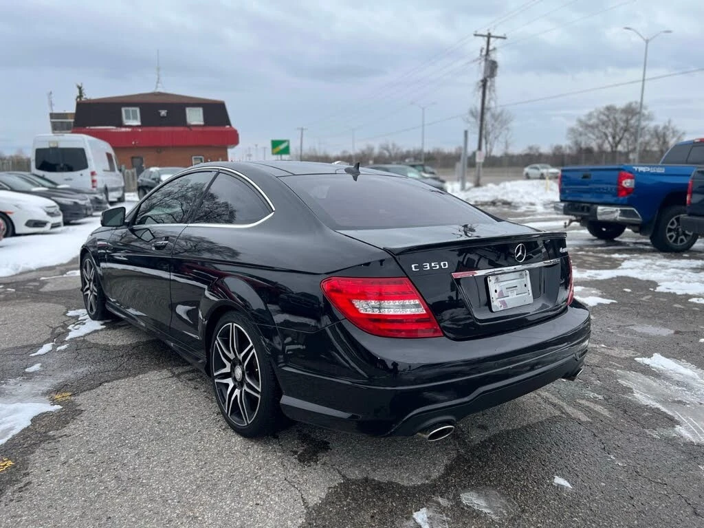 Mercedes-Benz C 350 4MATIC* АвтоКредит* (ЦЕНА ДО БГ), снимка 4 - Автомобили и джипове - 54135829
