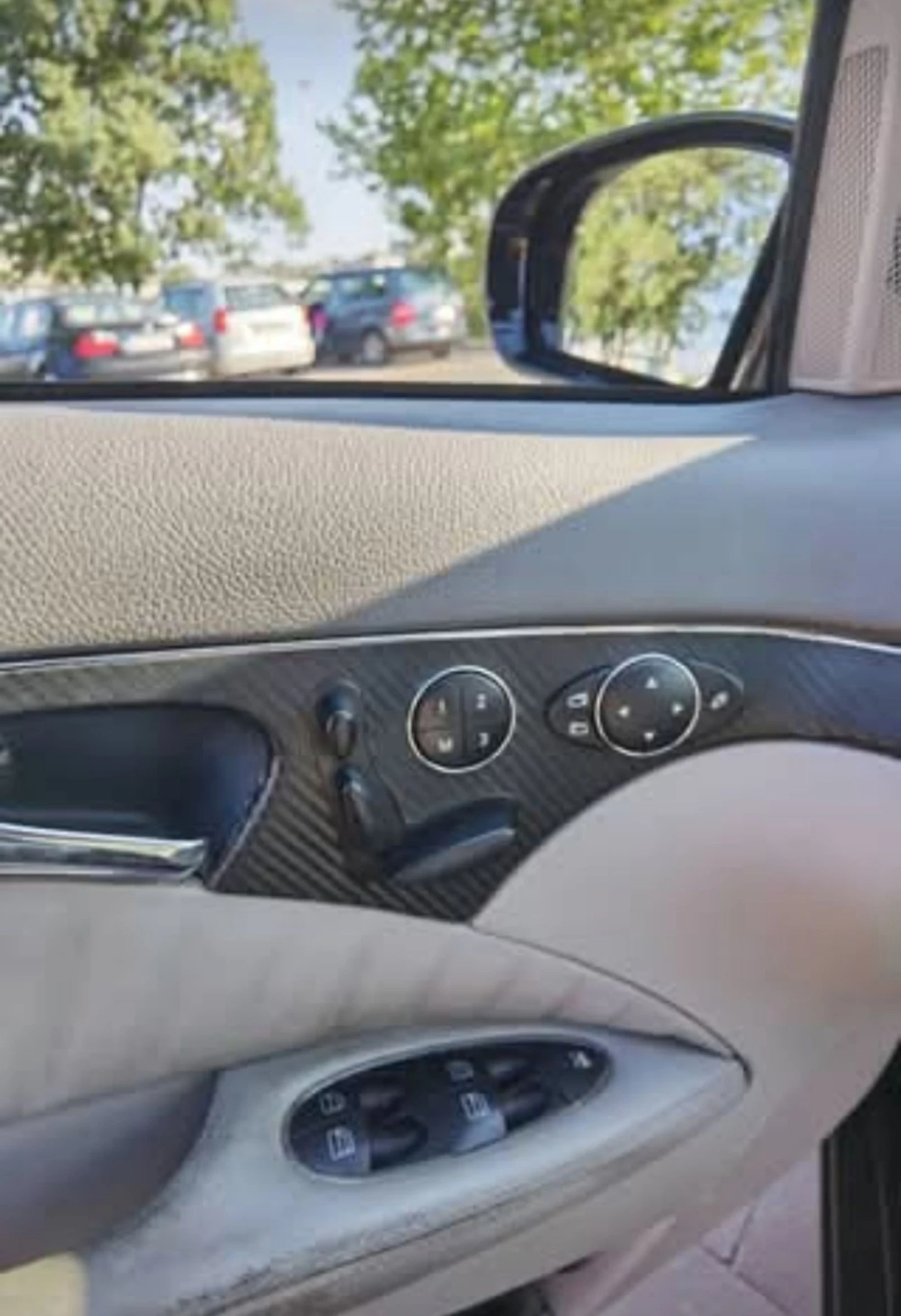 Mercedes-Benz E 320, снимка 9 - Автомобили и джипове - 54140731