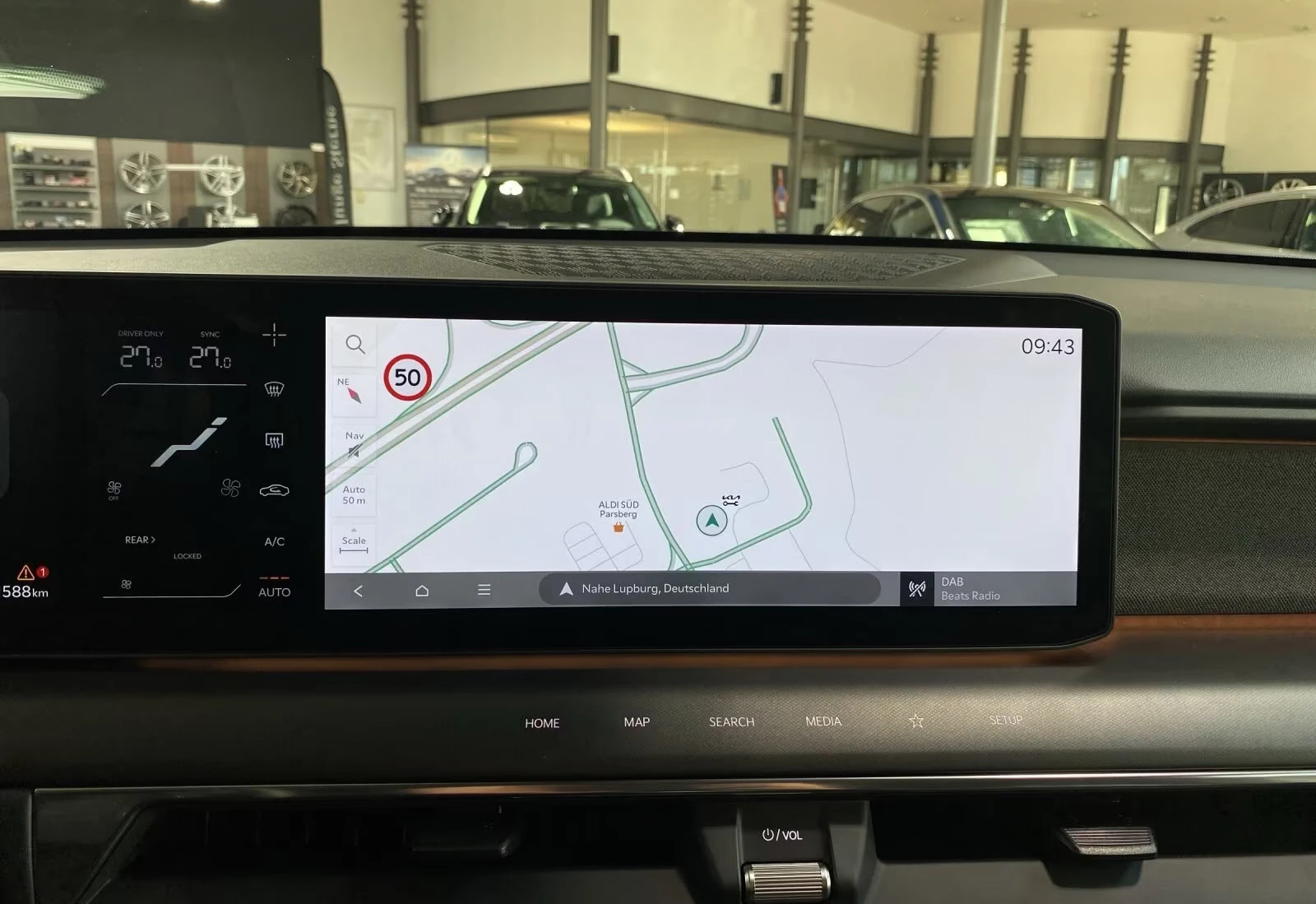 Kia EV9 COMFORT/385HP/7S/MASSAGE/360/MEMO/H.PUMP/HUD/182q | Mobile.bg � ����������� 10