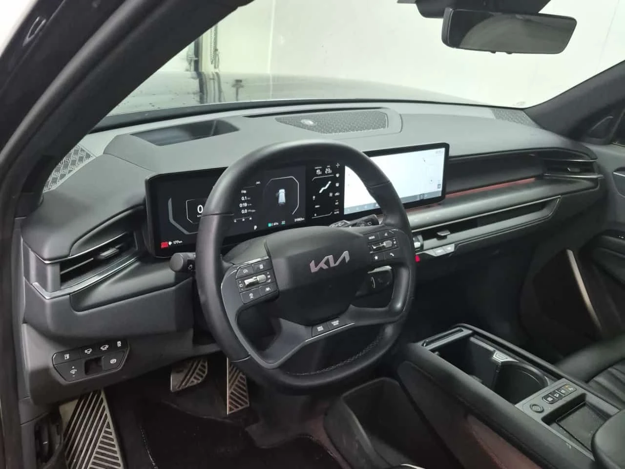 Kia EV9 LAND W/GT LINE PACKAGE  CARFAX, снимка 10 - Автомобили и джипове - 54333217