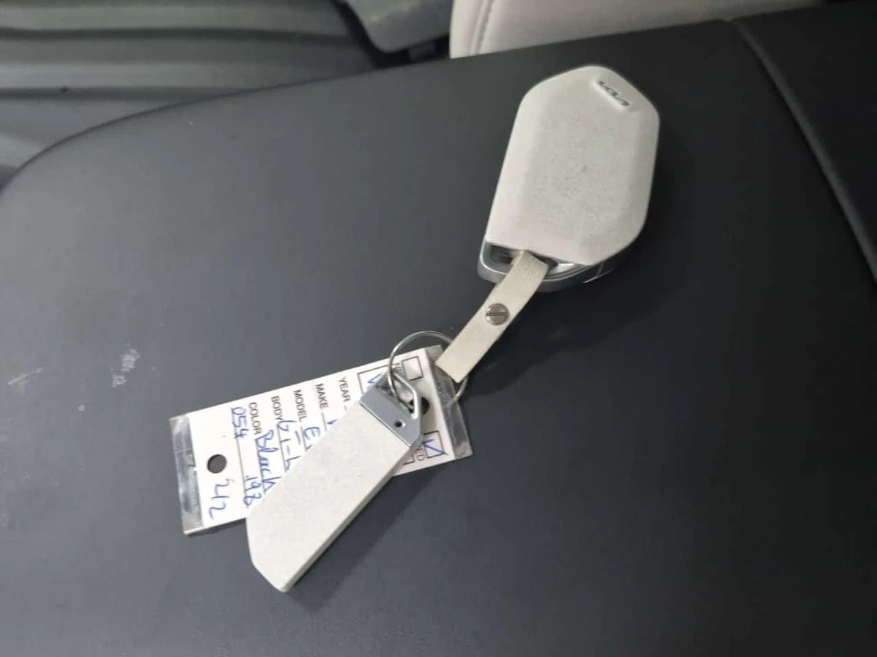 Kia EV9 LAND W/GT LINE PACKAGE  CARFAX, снимка 8 - Автомобили и джипове - 54333217