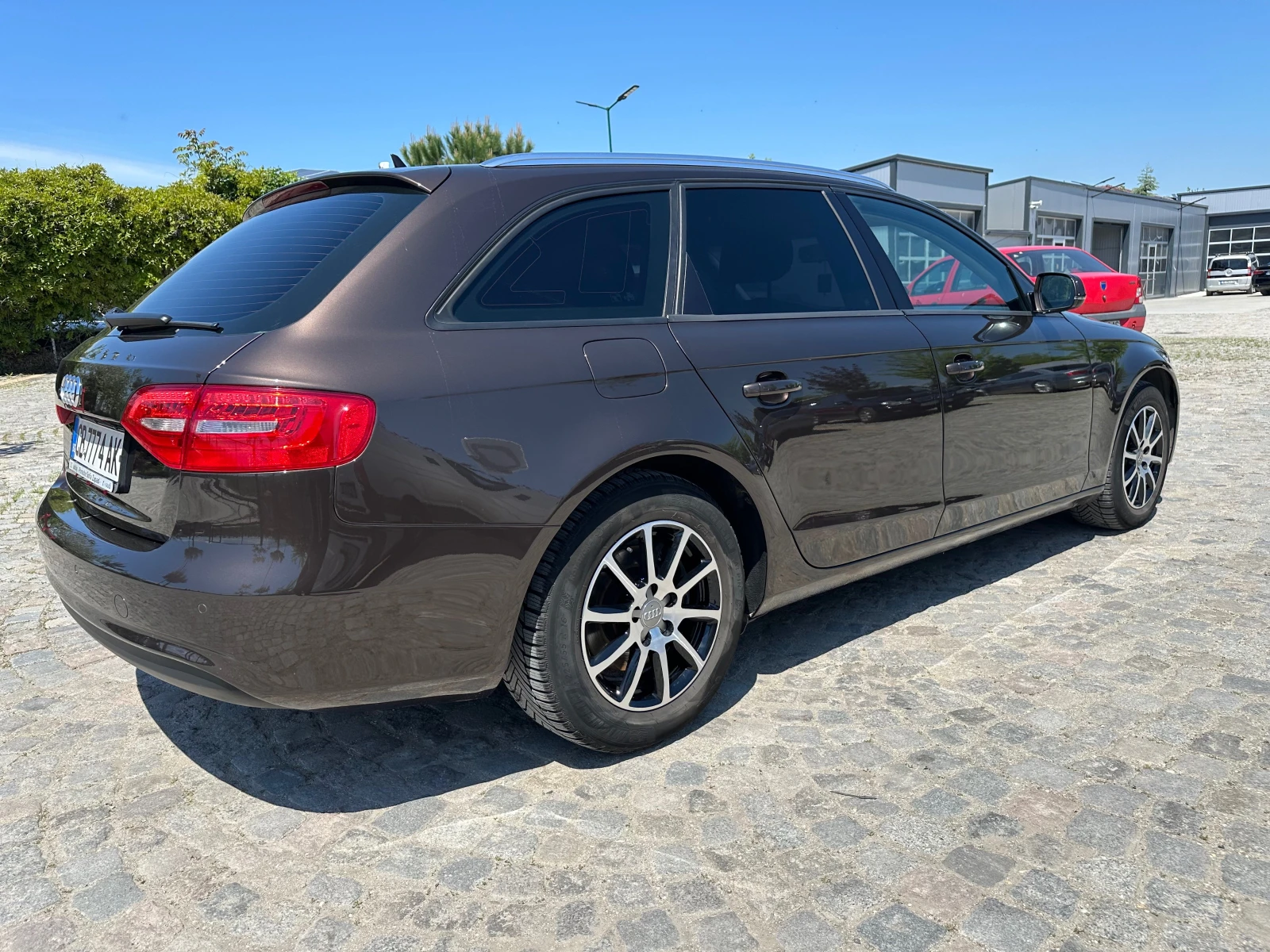 Audi A4 2.0 TDI 143 кс., снимка 4 - Автомобили и джипове - 54517757