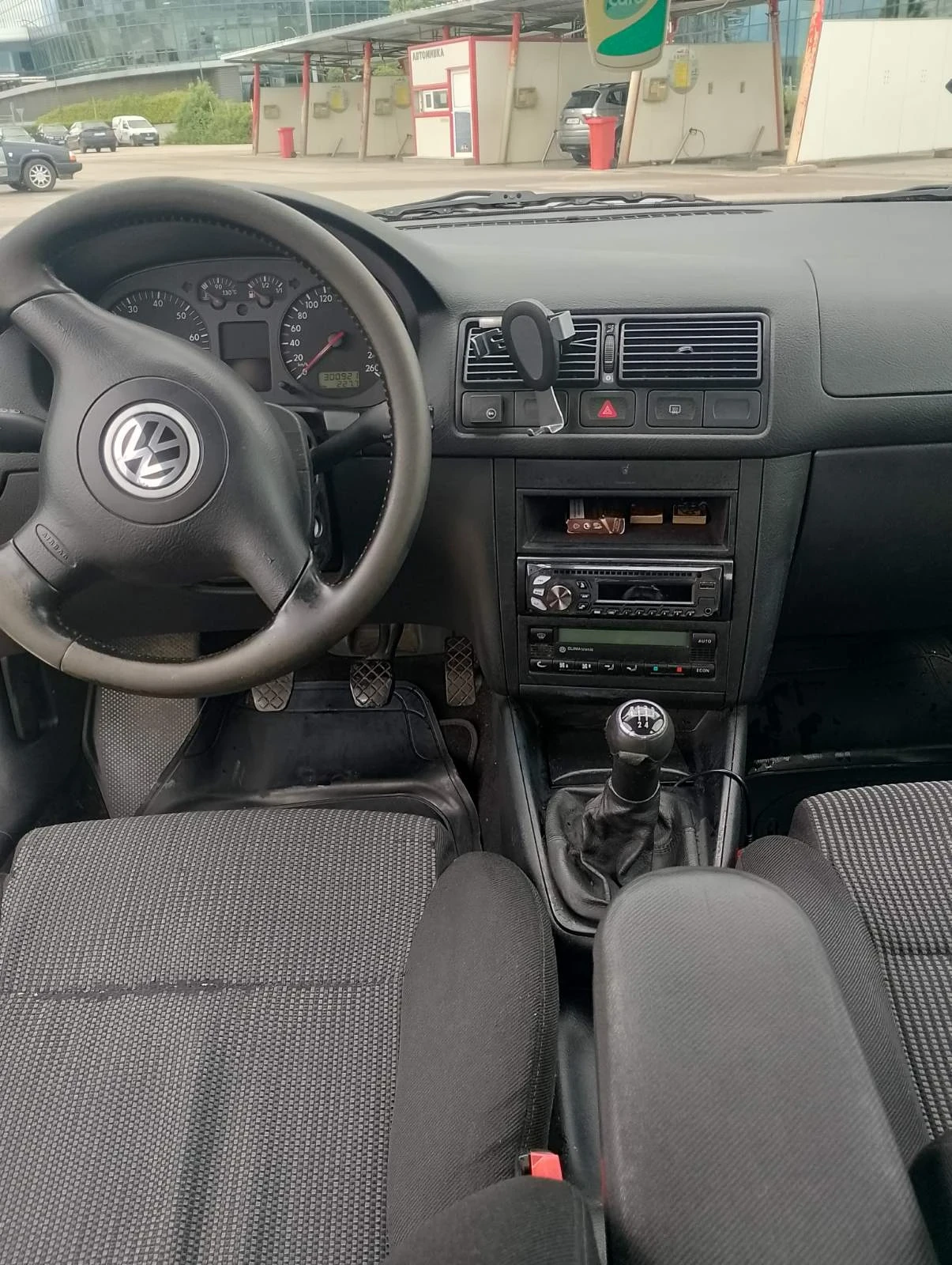 VW Golf, снимка 5 - Автомобили и джипове - 54672497
