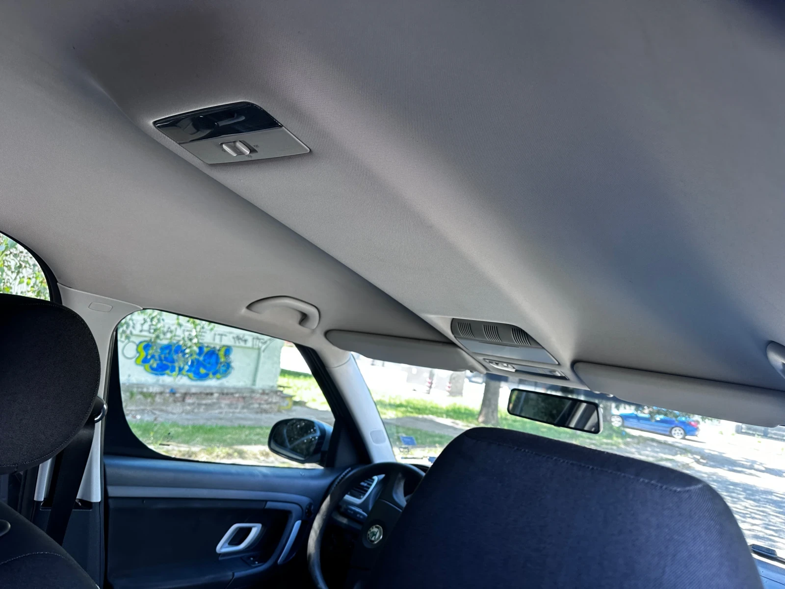 Skoda Roomster 1.4 Дизел 2009г Бартер, снимка 13 - Автомобили и джипове - 54978682