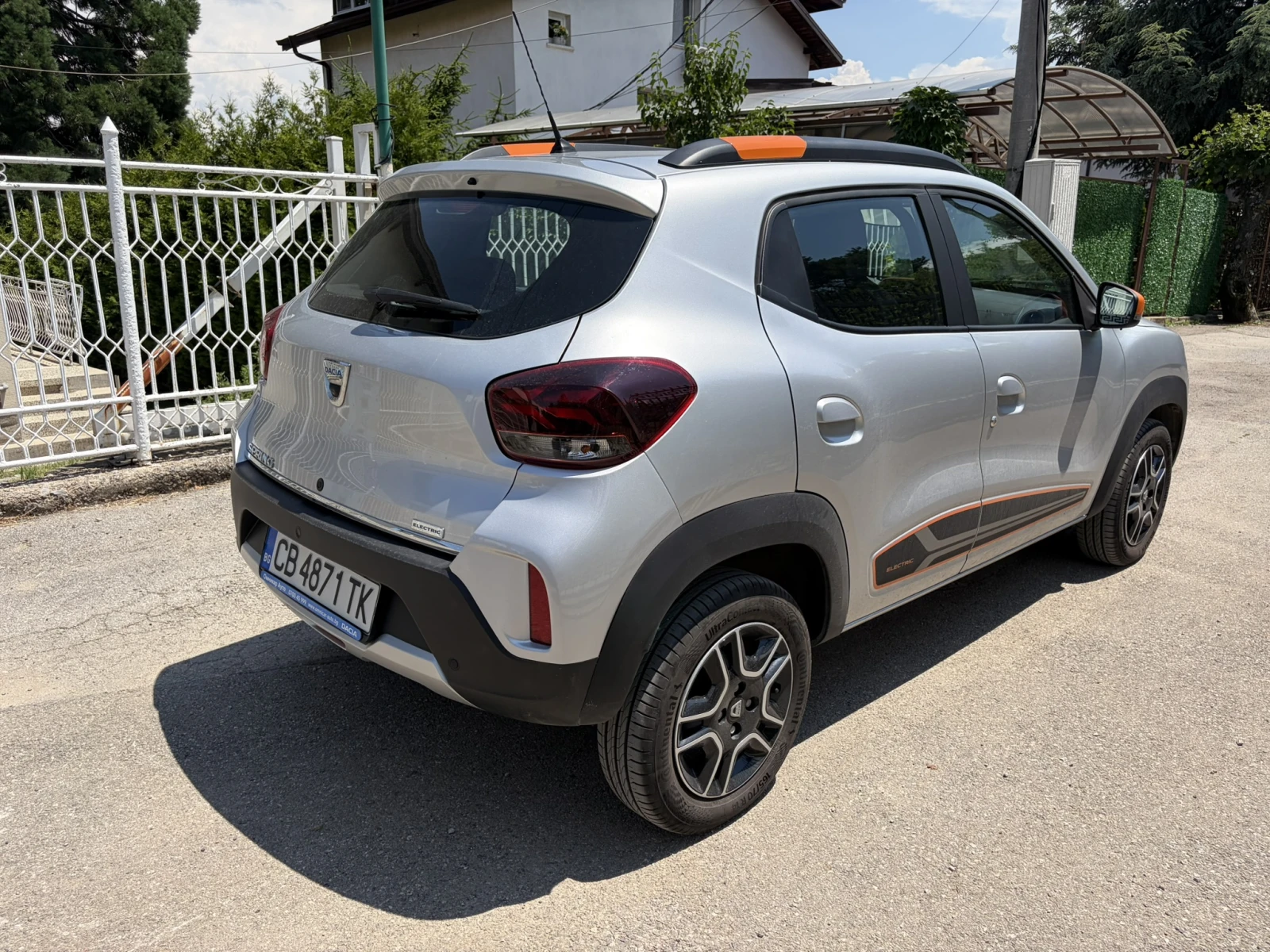 Dacia Spring, снимка 3 - Автомобили и джипове - 55012937