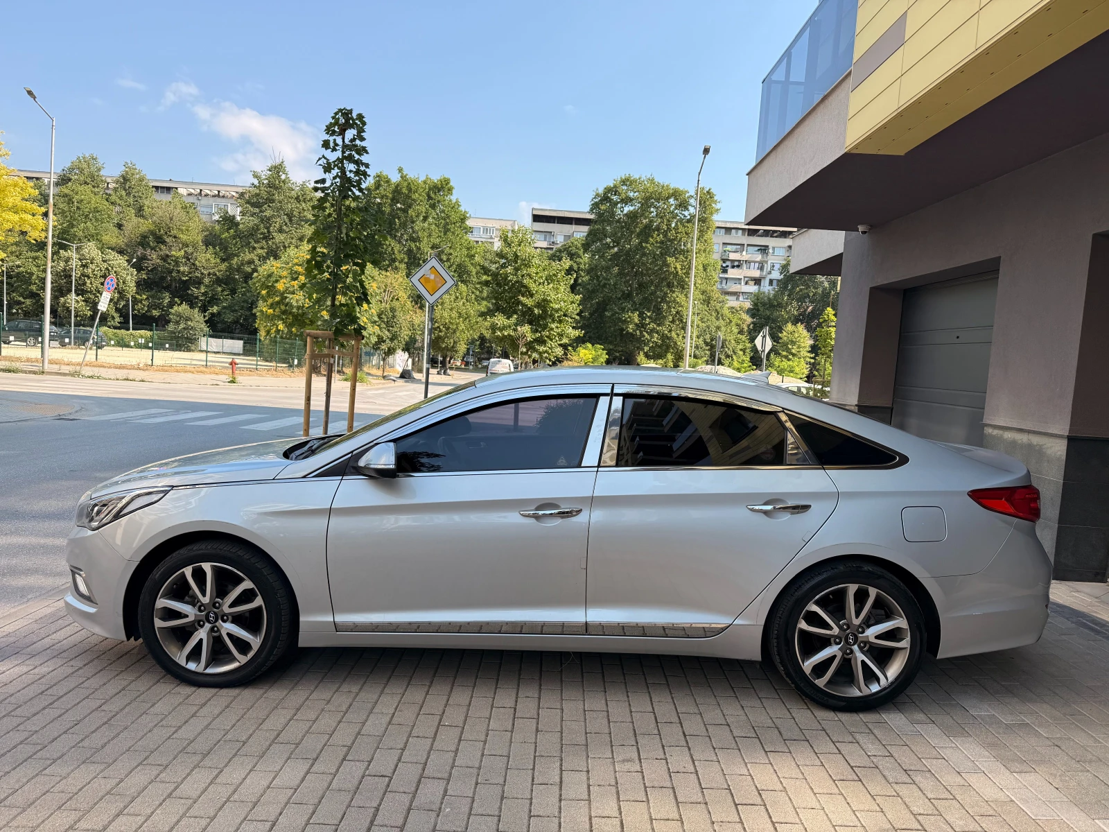 Hyundai Sonata LF 2.0 LPI, снимка 4 - Автомобили и джипове - 55089802