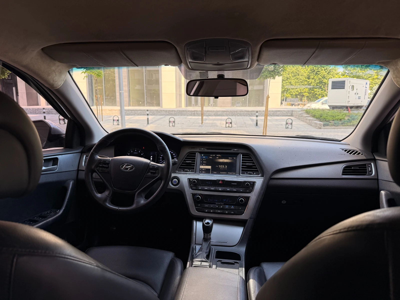 Hyundai Sonata LF 2.0 LPI, снимка 13 - Автомобили и джипове - 55089802