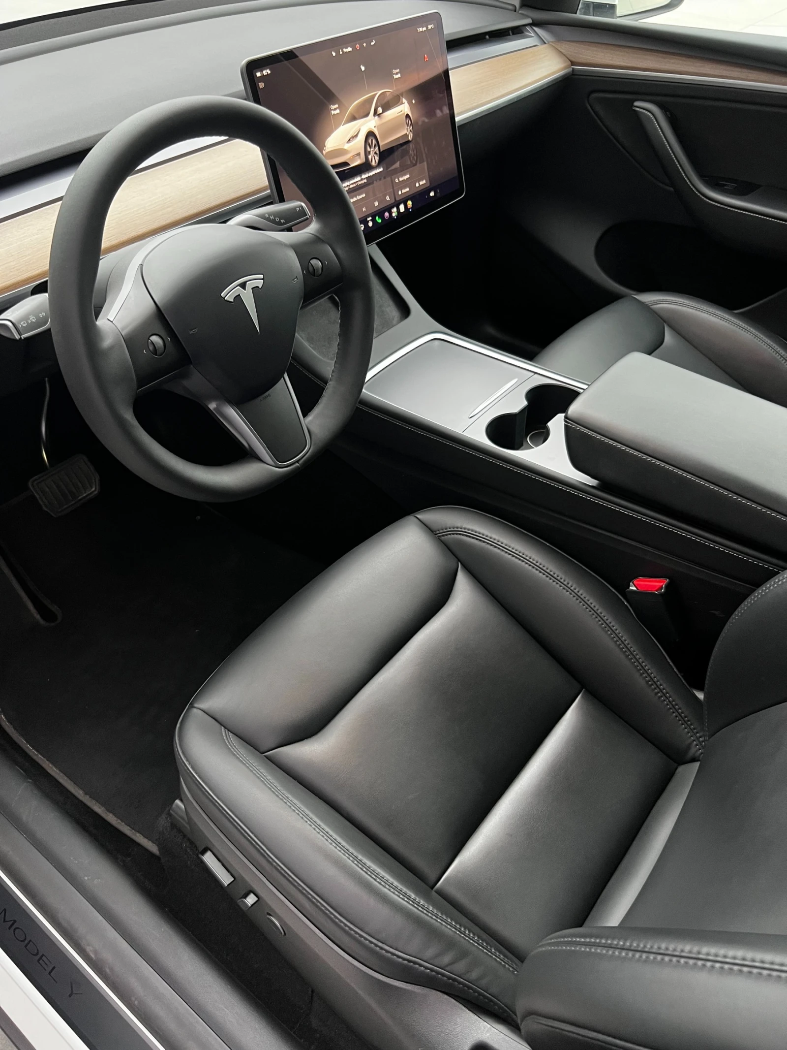 Tesla Model Y Long Range Dual AWD, снимка 10 - Автомобили и джипове - 55397244