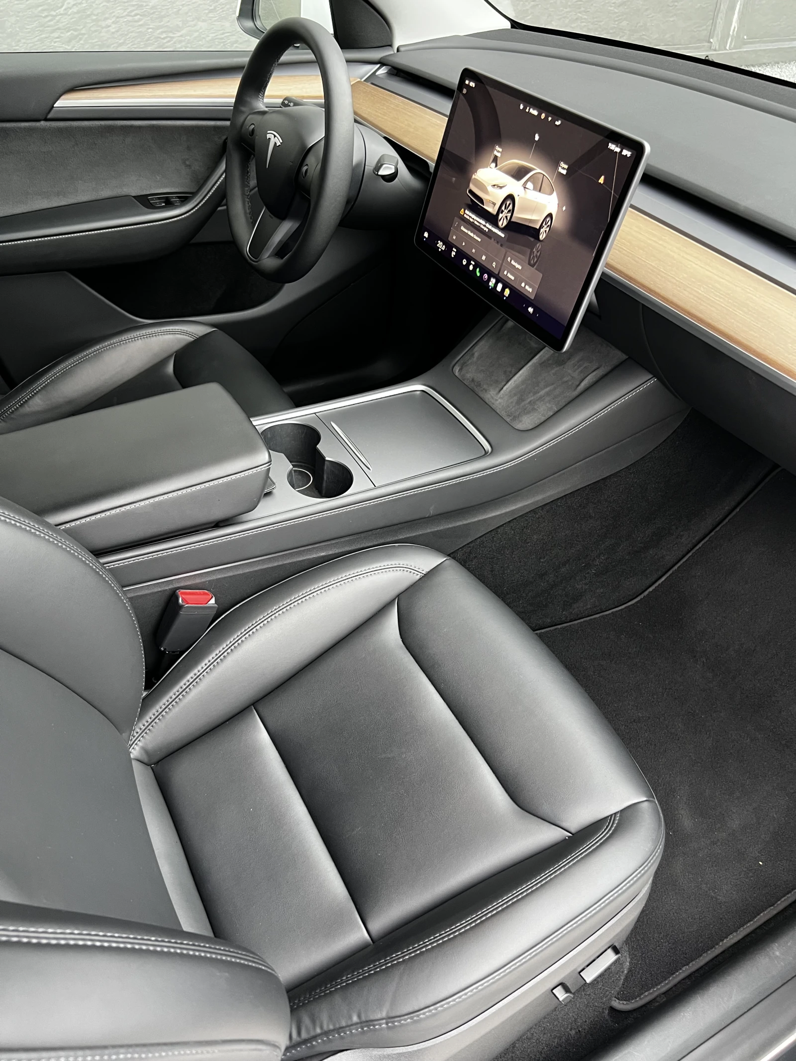 Tesla Model Y Long Range Dual AWD, снимка 11 - Автомобили и джипове - 55397244