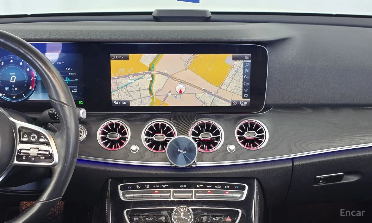 Mercedes-Benz E 300 * КРАЙНА ЦЕНА ДО БЪЛГАРИЯ * АВТОКРЕДИТ, снимка 15 - Автомобили и джипове - 55540718