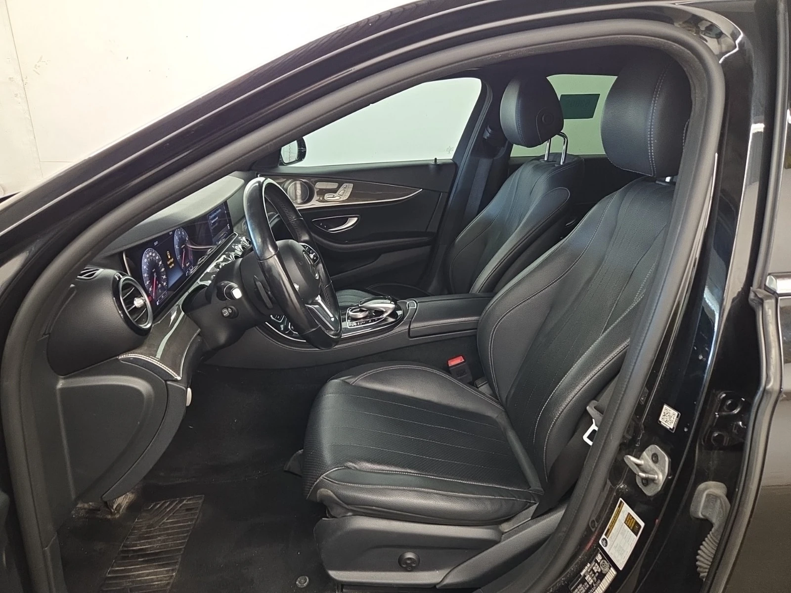 Mercedes-Benz E 300 BURMESTER| 360| �����| ��������| CARFAX | Mobile.bg � ����������� 5