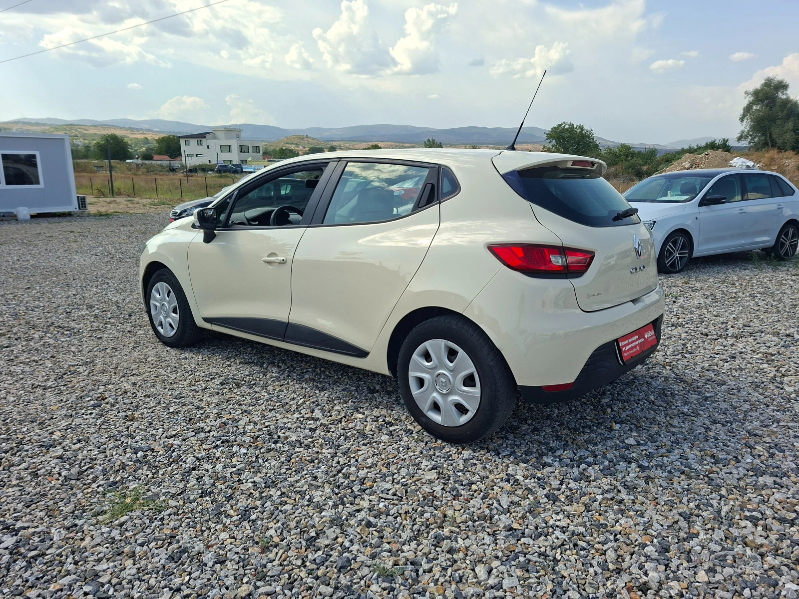 Renault Clio 1.2i GPL* 36м. х 143EUR. * , снимка 3 - Автомобили и джипове - 55885316