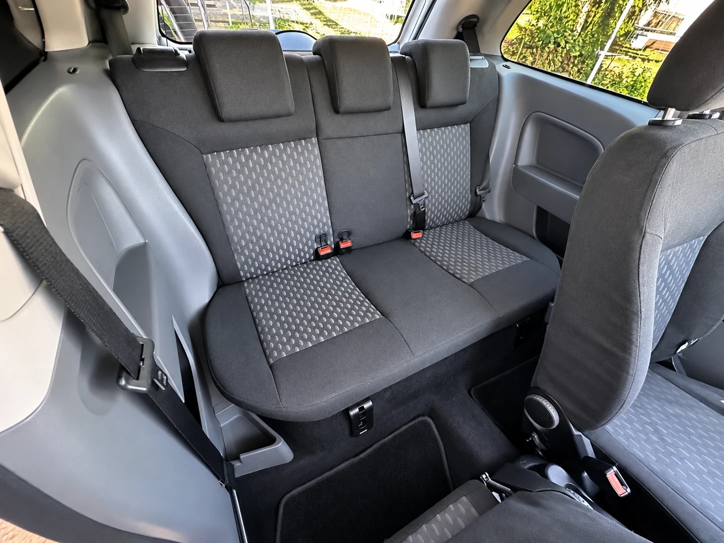 Ford Fiesta 1.4TDCI, снимка 10 - Автомобили и джипове - 55991486