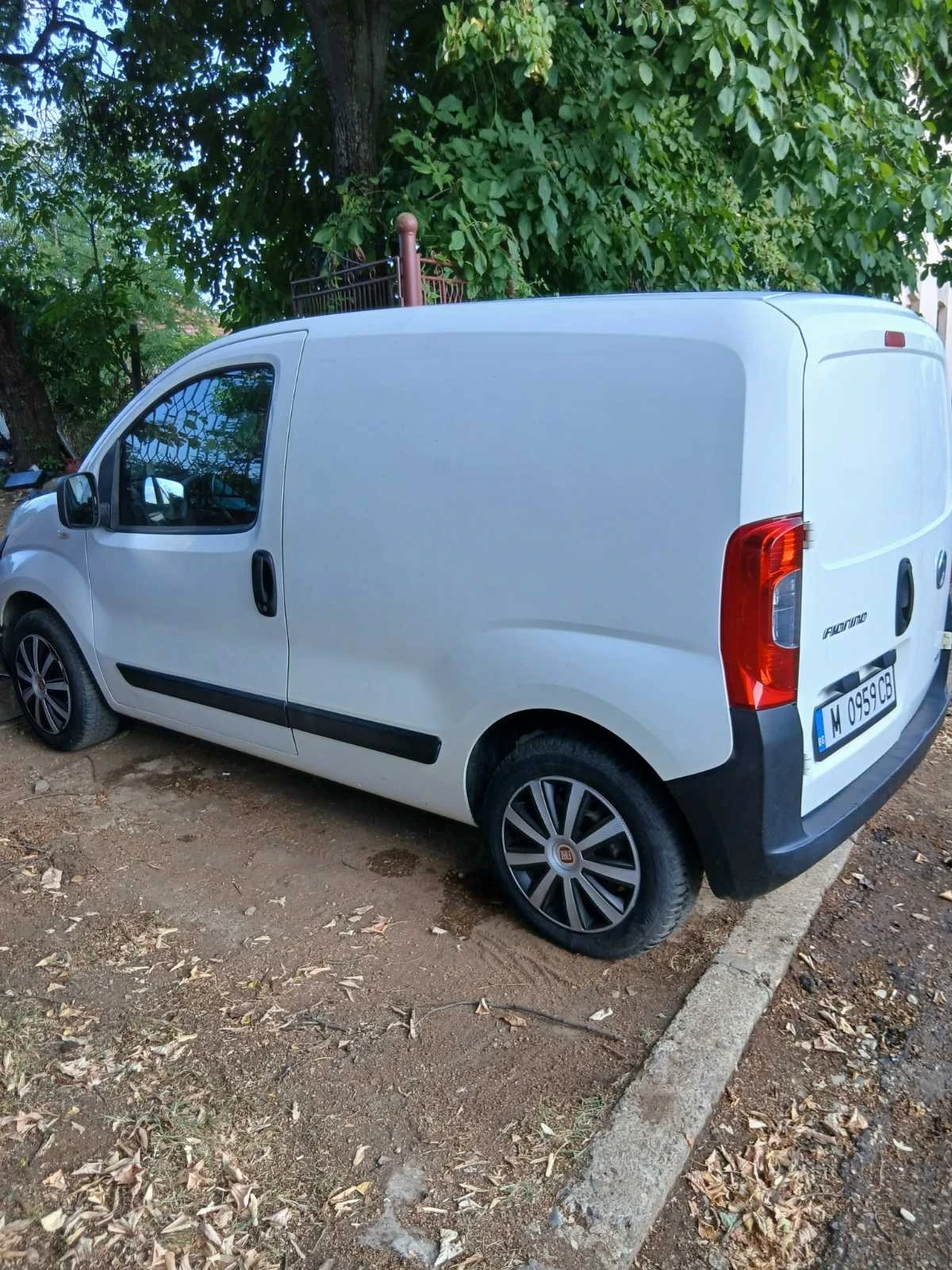 Fiat Fiorino 1.3 Multijet, снимка 6 - Автомобили и джипове - 56041581