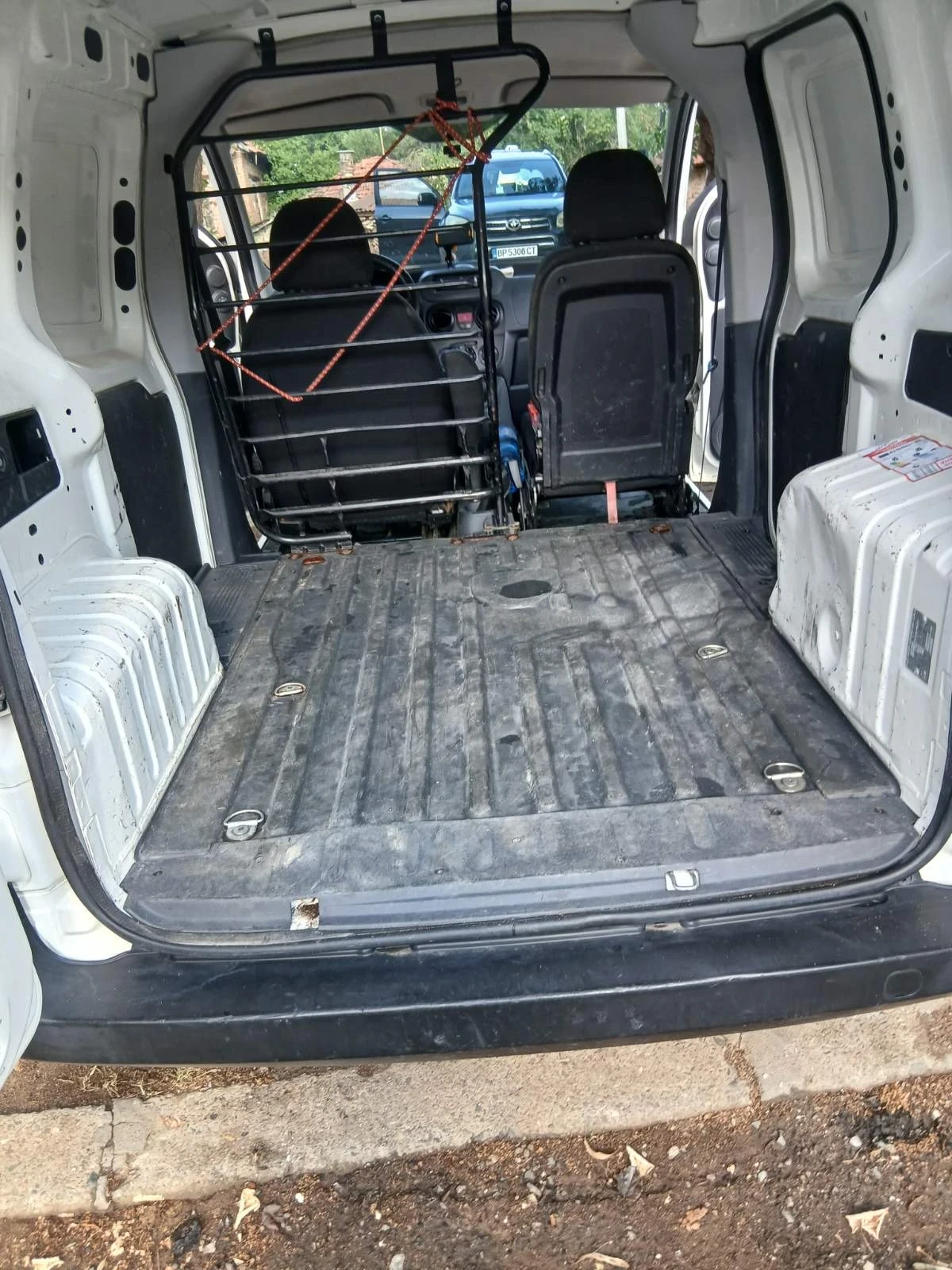Fiat Fiorino 1.3 Multijet, снимка 5 - Автомобили и джипове - 56041581