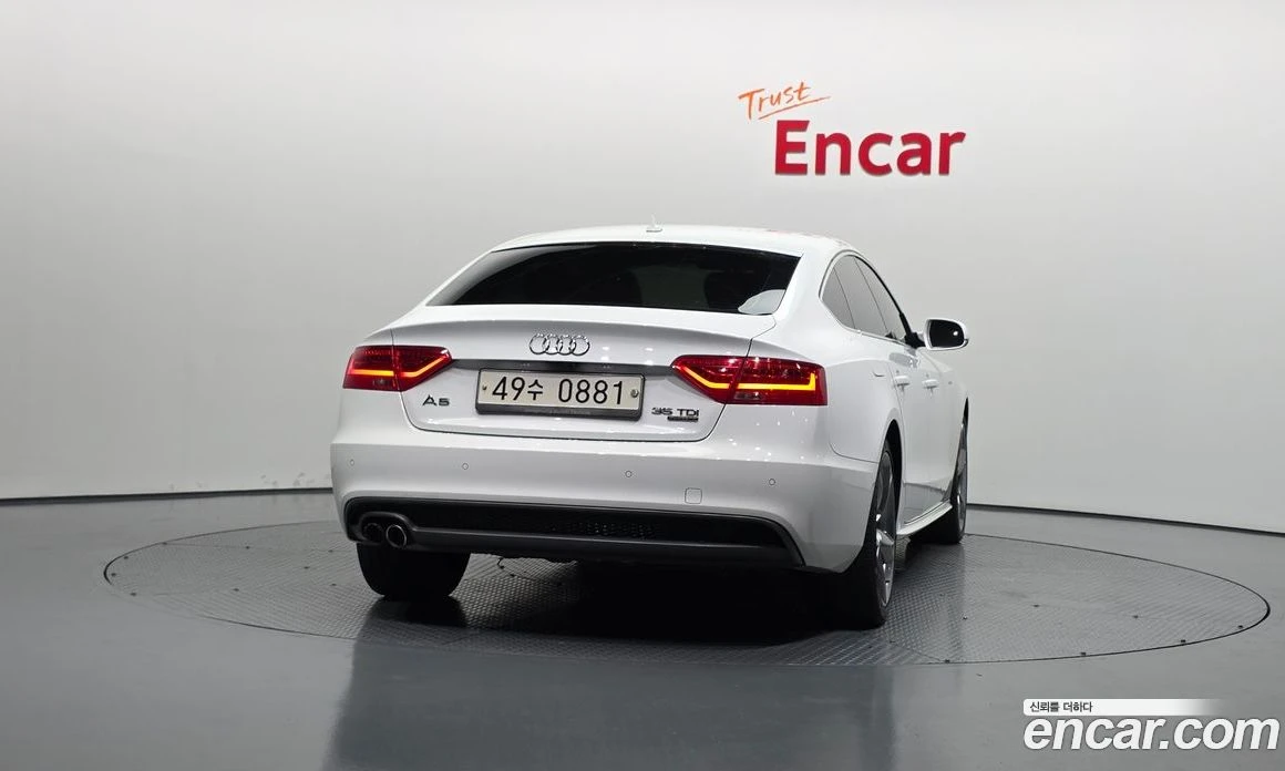 Audi A5 35 TDI Quattro dynamic Sportback 8TA, снимка 4 - Автомобили и джипове - 56122122
