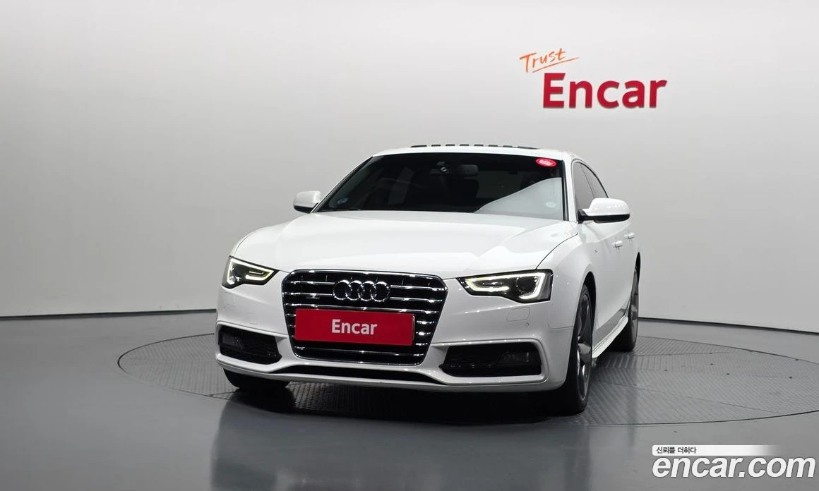 Audi A5 35 TDI Quattro dynamic Sportback 8TA, снимка 3 - Автомобили и джипове - 56122122